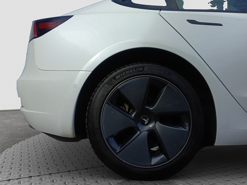 Used Tesla Model 3 2021 for sale - 76047020: Photo 25