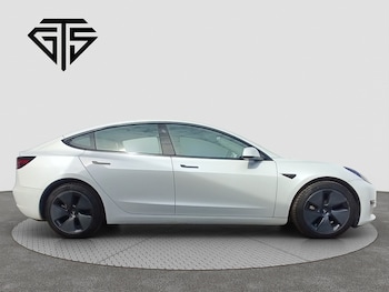 Used Tesla Model 3 2021 for sale - 76047020: Photo 2