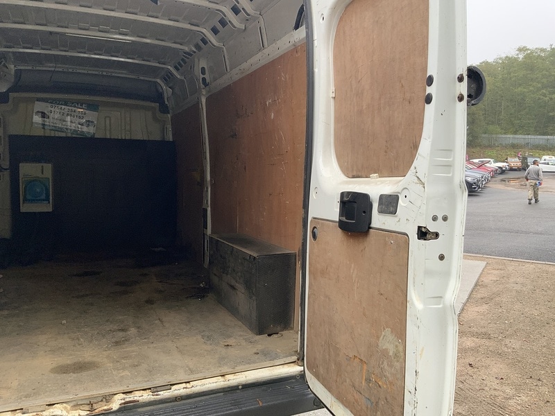 Vehicle 28