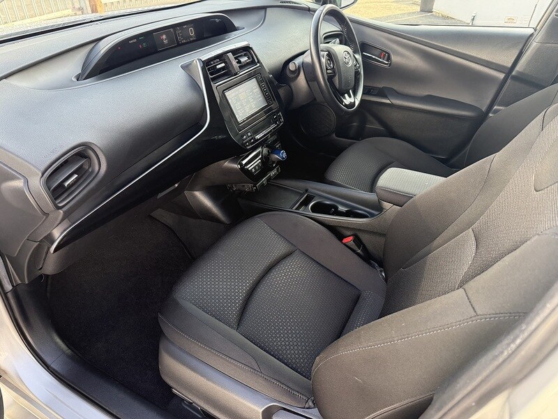 Used Toyota Prius 2025 for sale - 76047125: Photo 18