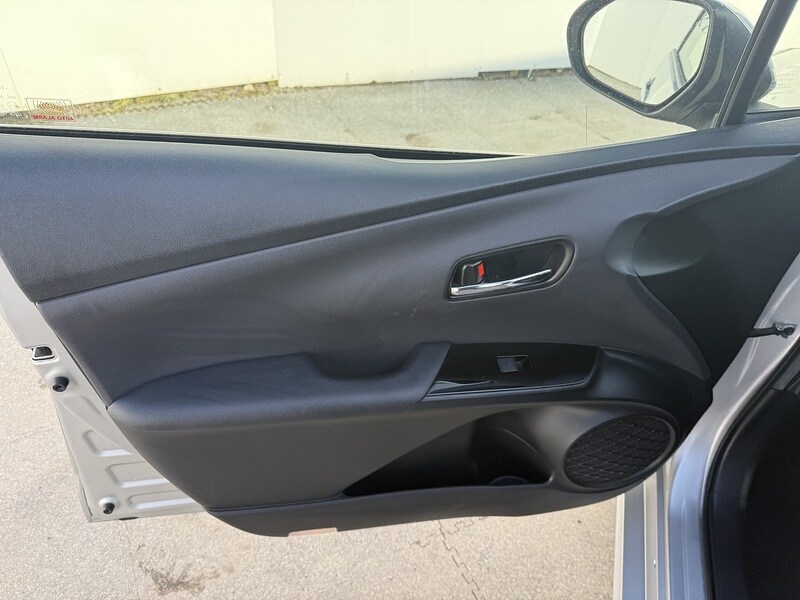 Used Toyota Prius 2025 for sale - 76047125: Photo 19