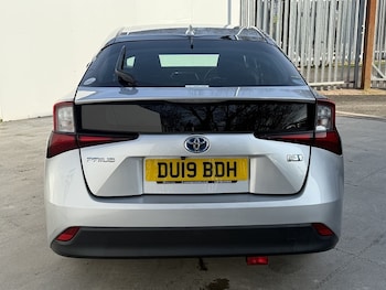Used Toyota Prius 2025 for sale - 76047125: Photo 4