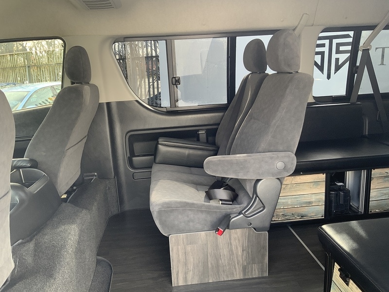 Used Toyota HiAce 2022 for sale - 76047021: Photo 19