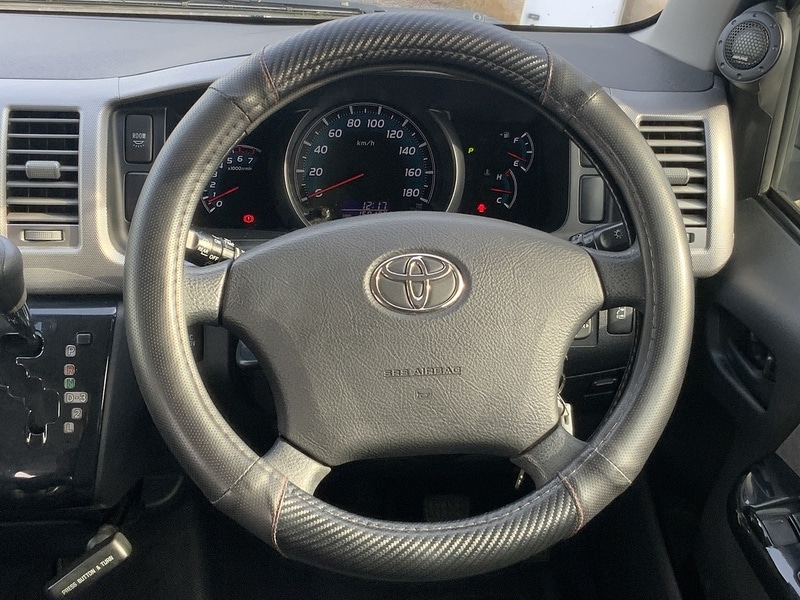 Used Toyota HiAce 2022 for sale - 76047021: Photo 27