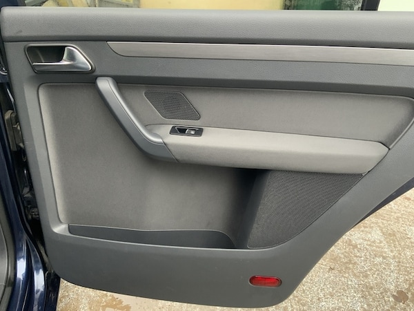 Used Volkswagen Touran 2023 for sale - 72686743: Photo 12