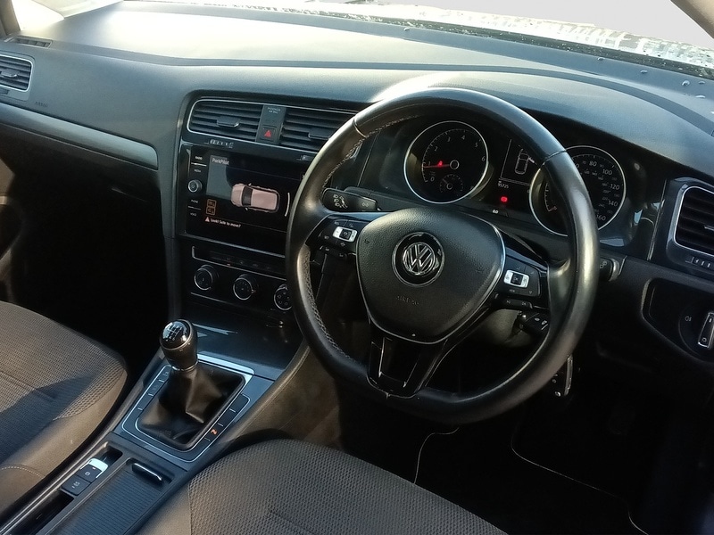 Used Volkswagen Golf 2018 for sale - 77118216: Photo 11