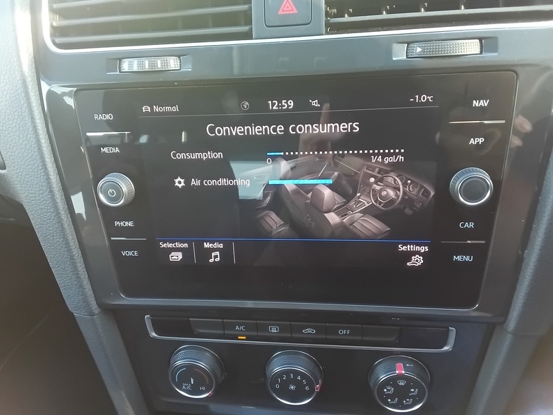 Used Volkswagen Golf 2018 for sale - 77118216: Photo 32