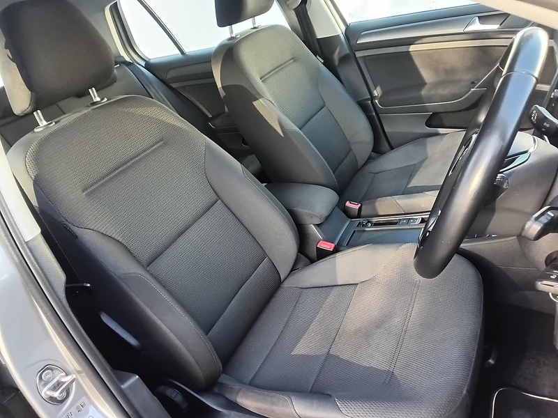 Used Volkswagen Golf 2018 for sale - 77118216: Photo 39