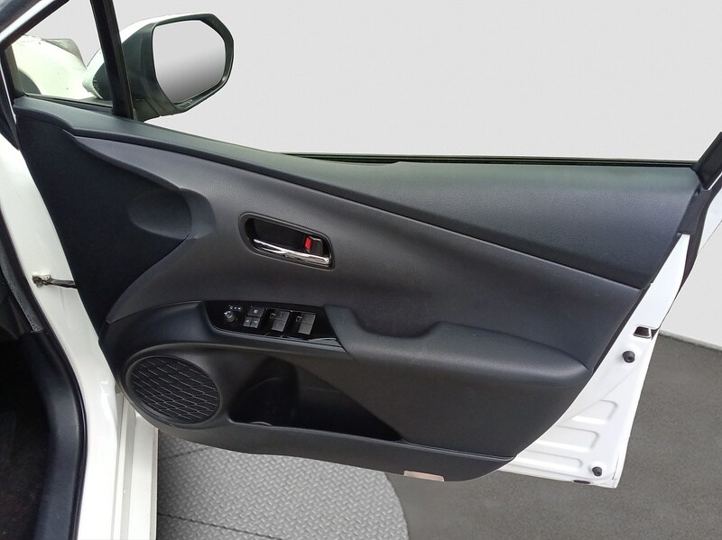 Used Toyota Prius 2025 for sale - 76047130: Photo 14