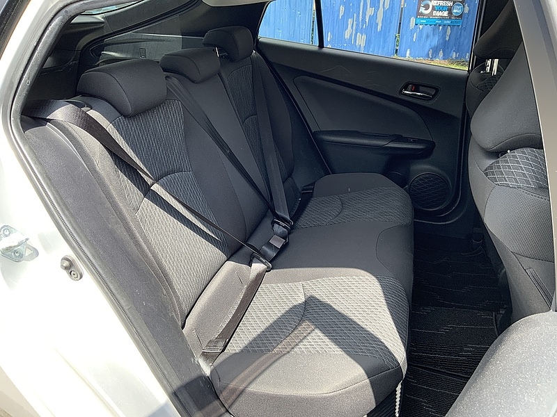 Used Toyota Prius 2024 for sale - 76047096: Photo 15