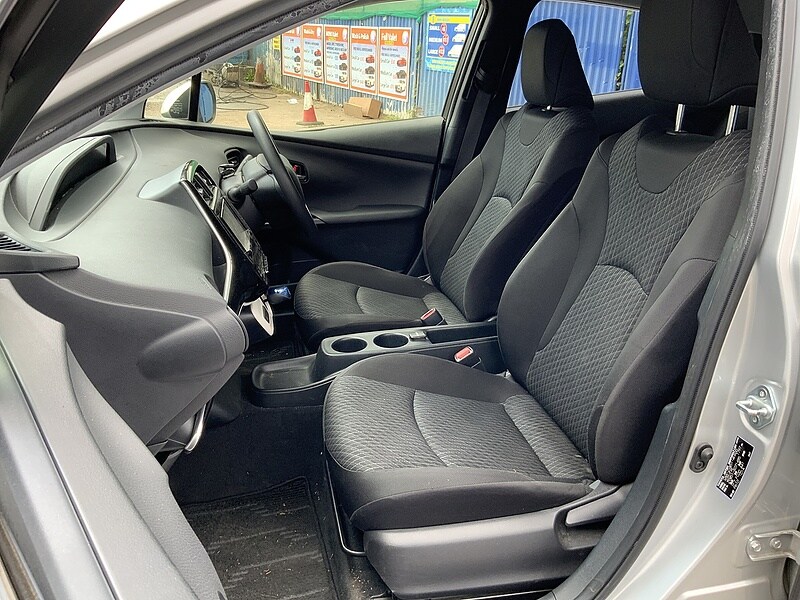 Used Toyota Prius 2024 for sale - 76047096: Photo 26
