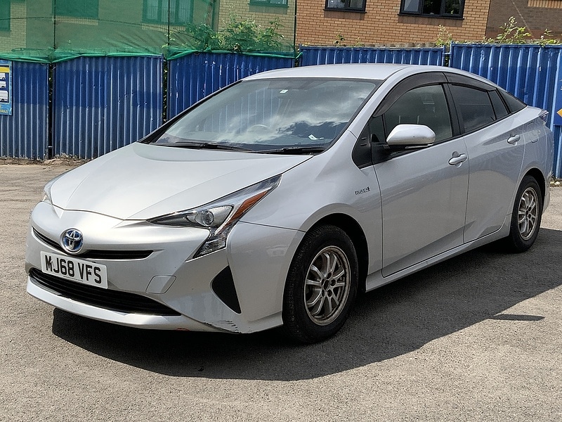 Used Toyota Prius 2024 for sale - 76047096: Photo 3