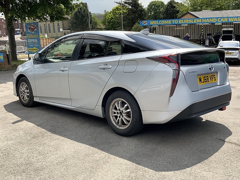 Used Toyota Prius 2024 for sale - 76047096: Photo 5
