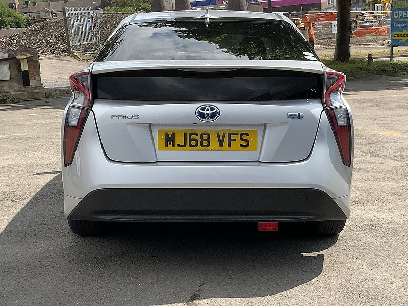 Used Toyota Prius 2024 for sale - 76047096: Photo 6