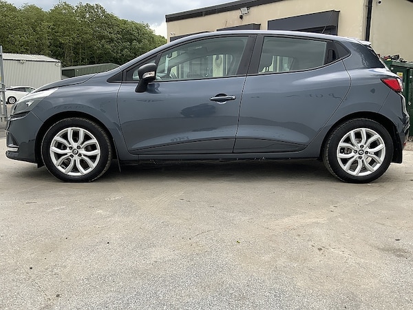 Used Renault Clio 2023 for sale - 68139177: Photo 6