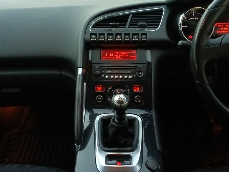 Used Peugeot 3008 2010 for sale - 76969738: Photo 19