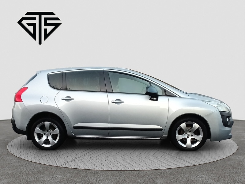 Used Peugeot 3008 2010 for sale - 76969738: Photo 2