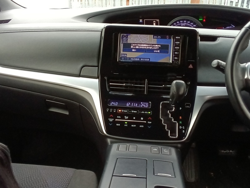 Used Toyota Estima for sale - 77776344: Photo 15