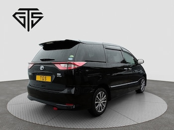 Used Toyota Estima 2019 for sale - 77776344: Photo