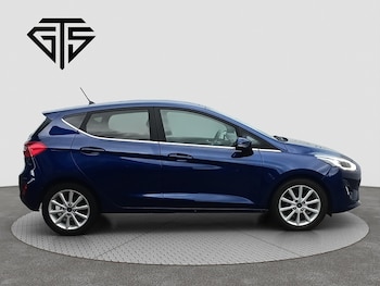 Used Ford Fiesta 2017 for sale - 76413325: Photo