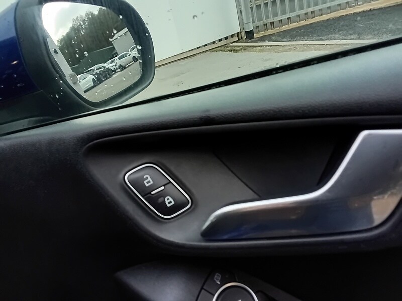 Used Ford Fiesta 2017 for sale - 76413325: Photo 50