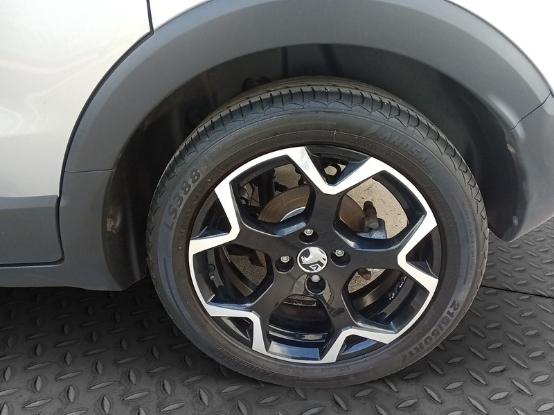 Used Vauxhall Crossland 2021 for sale - 76320080: Photo 21