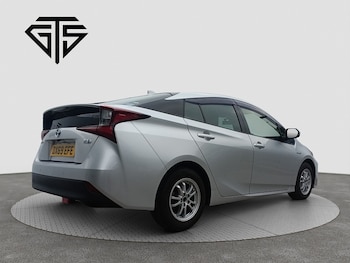 Used Toyota Prius 2019 for sale - 76232379: Photo