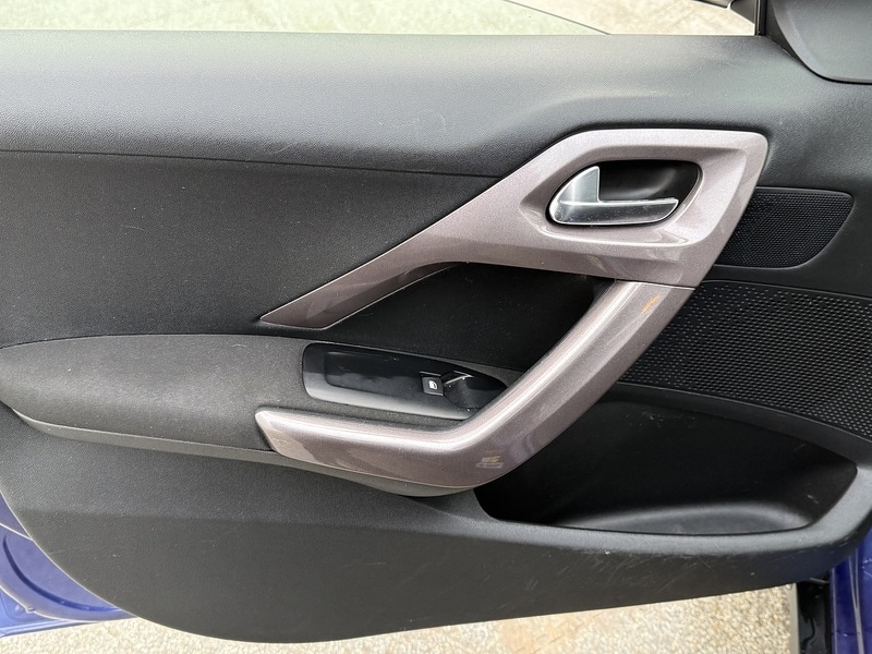 Used Peugeot 2008 2014 for sale - 76047085: Photo 25