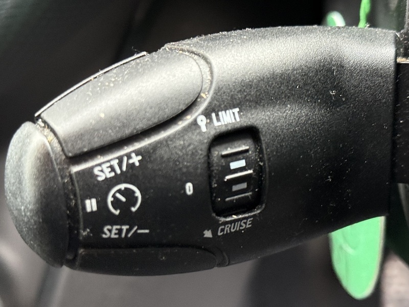 Used Peugeot 2008 2014 for sale - 76047085: Photo 32