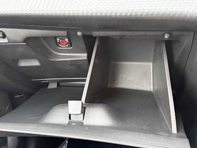 Used Peugeot 2008 2014 for sale - 76047085: Photo 40