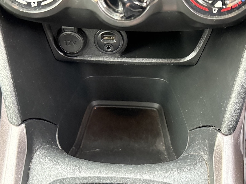 Used Peugeot 2008 2014 for sale - 76047085: Photo 42