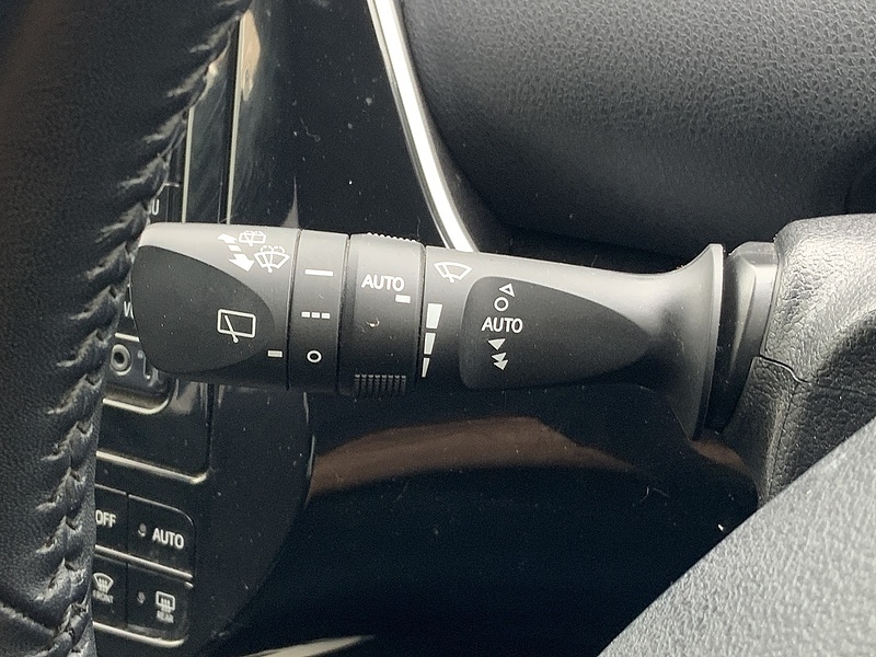 Used Toyota Prius 2023 for sale - 76047059: Photo 28