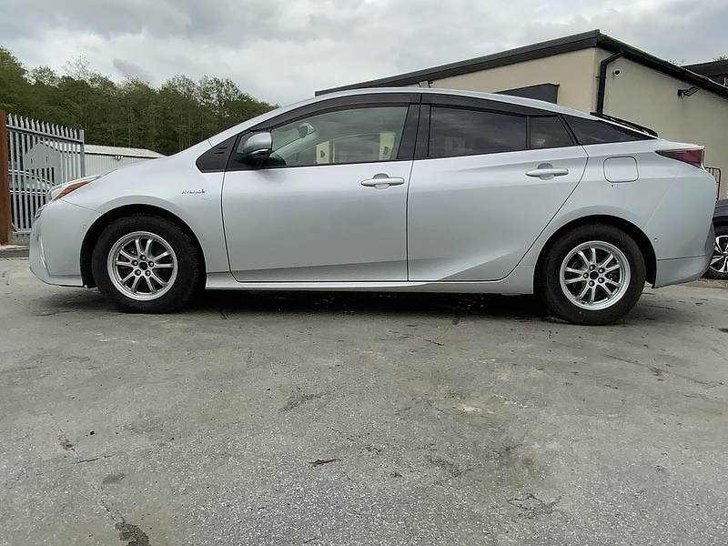 Used Toyota Prius 2023 for sale - 76047059: Photo 4