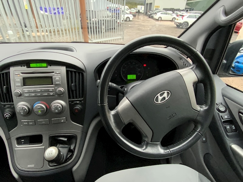 Used Hyundai i800 2009 for sale - 72894690: Photo 16