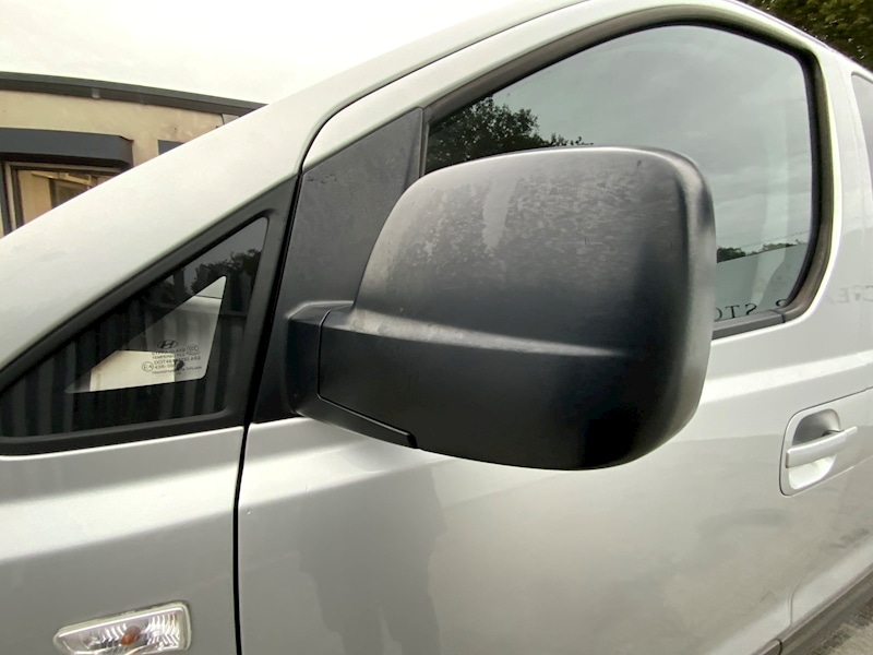 Used Hyundai i800 2009 for sale - 72894690: Photo 34