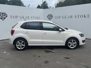 Used Volkswagen Polo 2014 for sale - 75123121: Photo