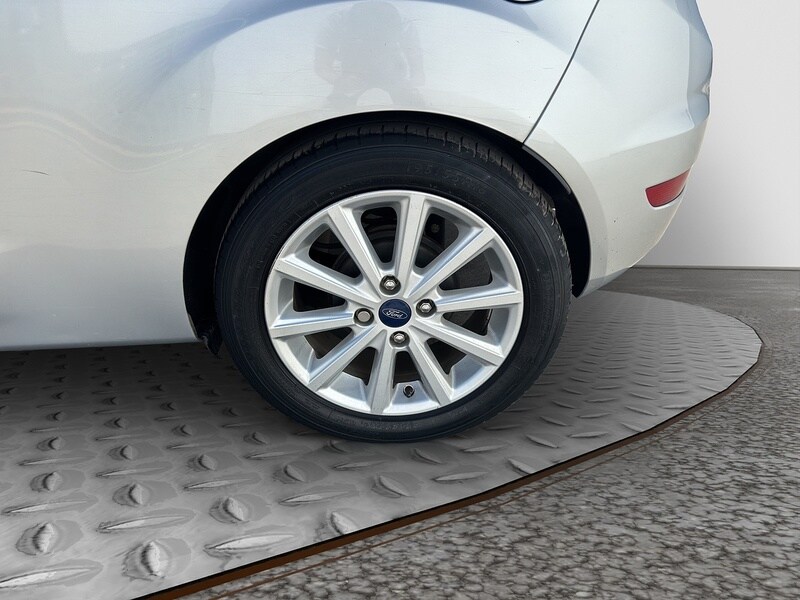 Used Ford Fiesta 2015 for sale - 76047146: Photo 19