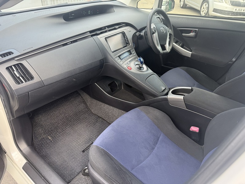 Used Toyota Prius 2025 for sale - 76047044: Photo 24