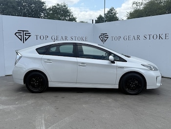 Used Toyota Prius 2025 for sale - 76047044: Photo 2