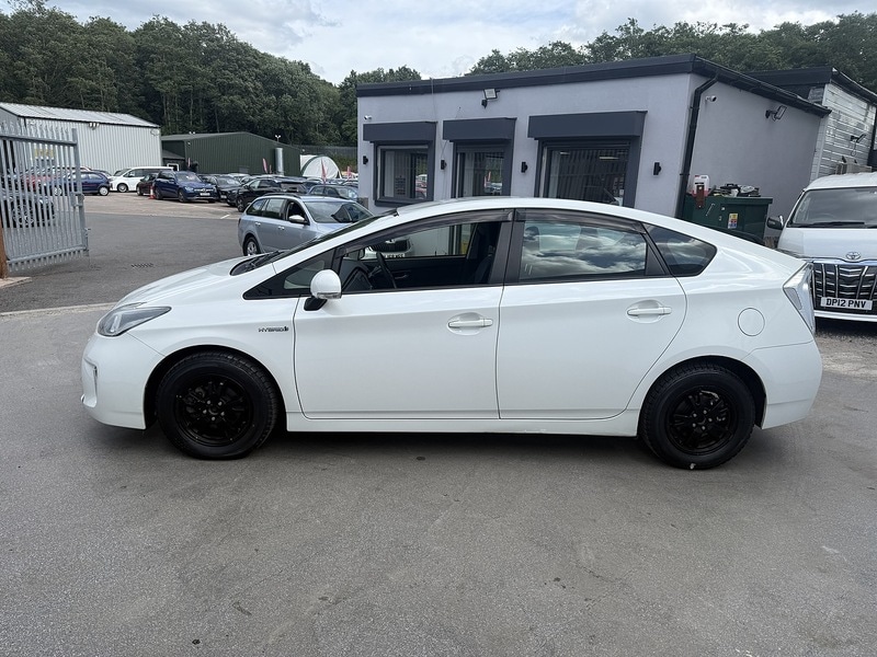Used Toyota Prius 2025 for sale - 76047044: Photo 3