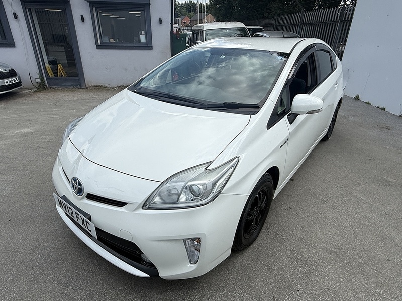 Used Toyota Prius 2025 for sale - 76047044: Photo 9