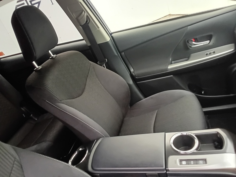 Used Toyota Prius 2025 for sale - 76047015: Photo 59