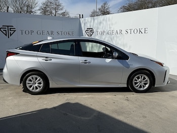 Used Toyota Prius 2025 for sale - 76047083: Photo 2