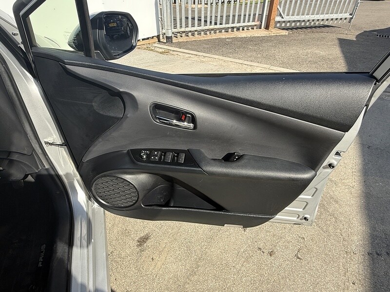 Used Toyota Prius 2025 for sale - 76047083: Photo 46