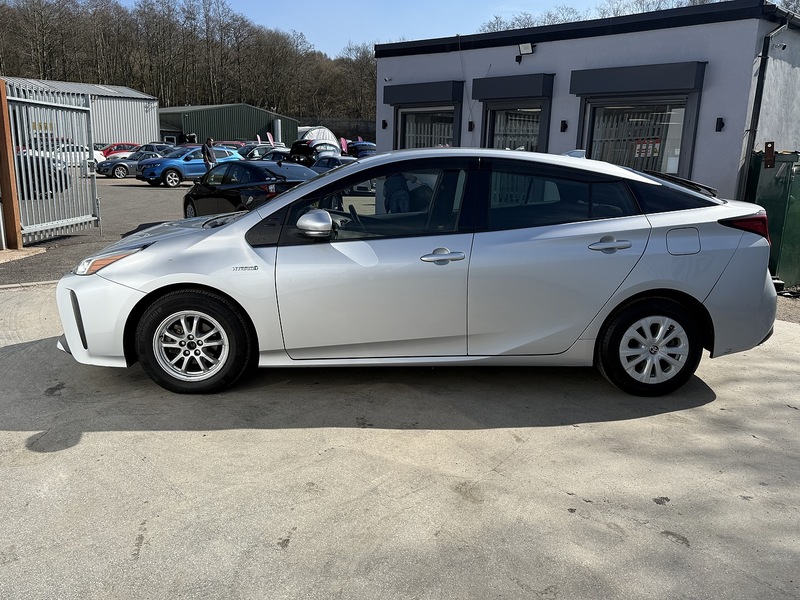 Used Toyota Prius 2025 for sale - 76047083: Photo 6
