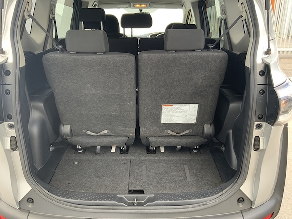 Used Toyota Sienta 2024 for sale - 76047057: Photo 9