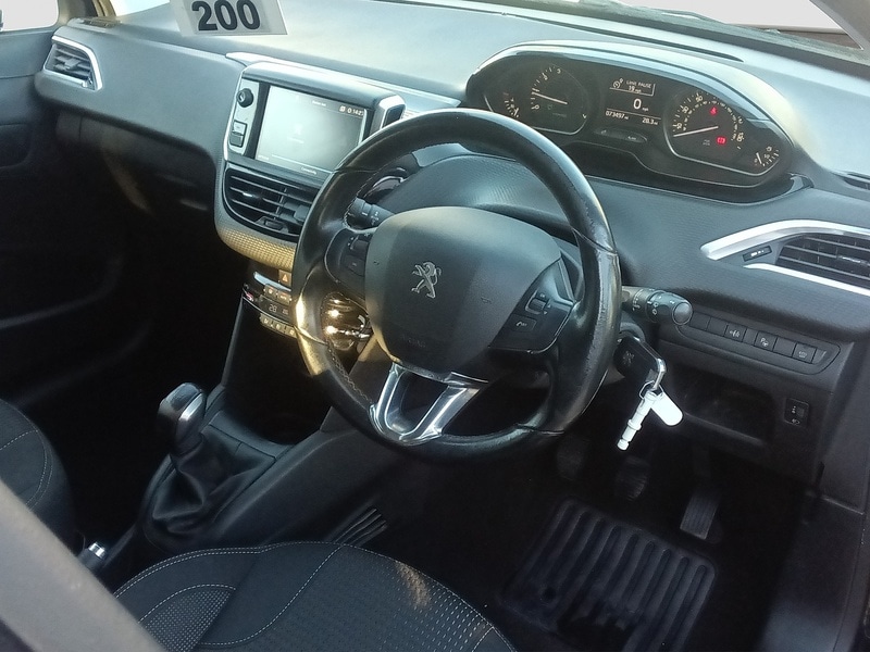 Used Peugeot 208 2019 for sale - 76694297: Photo 20