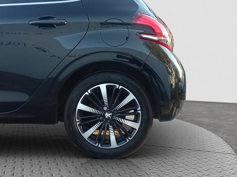 Used Peugeot 208 2019 for sale - 76694297: Photo 24