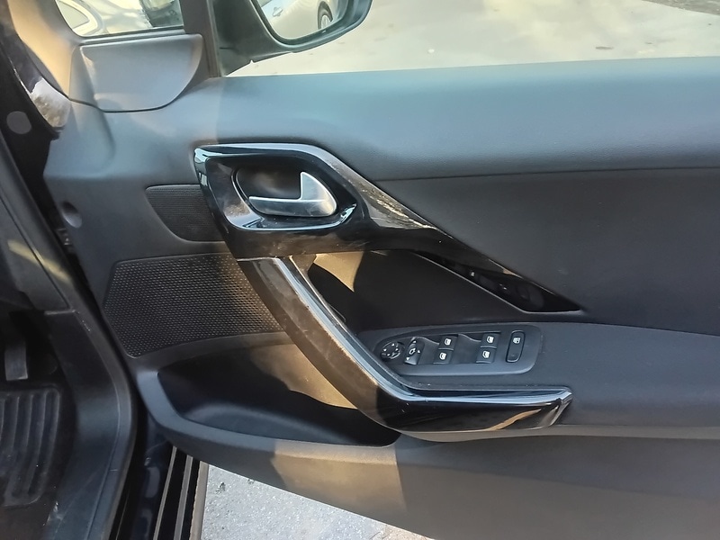 Used Peugeot 208 2019 for sale - 76694297: Photo 28