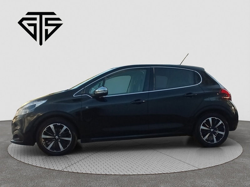 Used Peugeot 208 2019 for sale - 76694297: Photo 6
